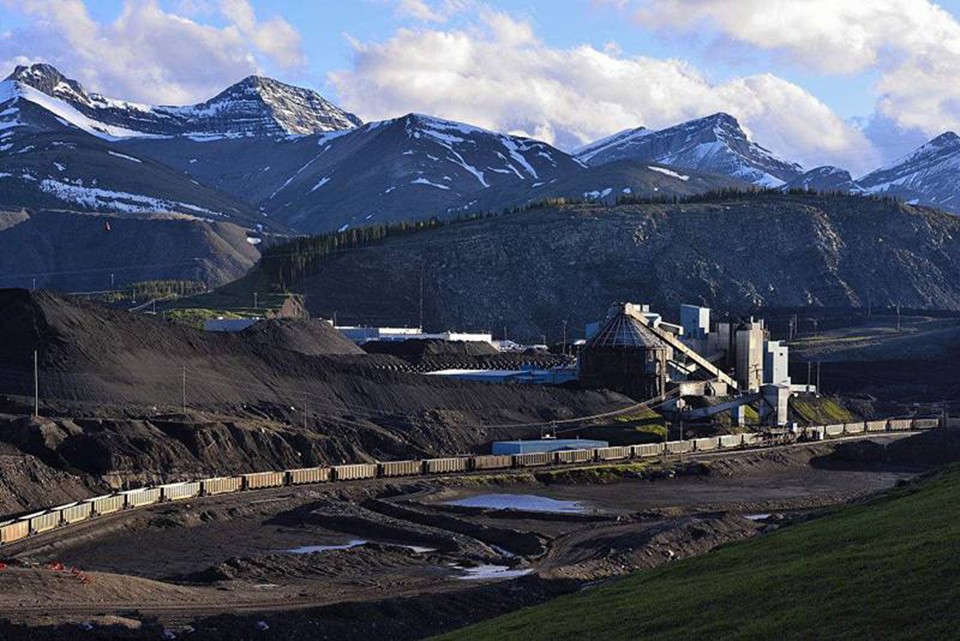 ú̿��ҵ�ж��к����������ƻ�